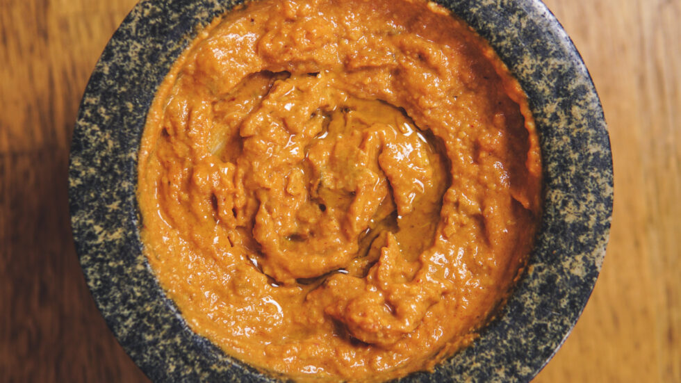 Mi primera Calçotada: Receta de Salsa Romesco para calçots | Sílvia Rábade